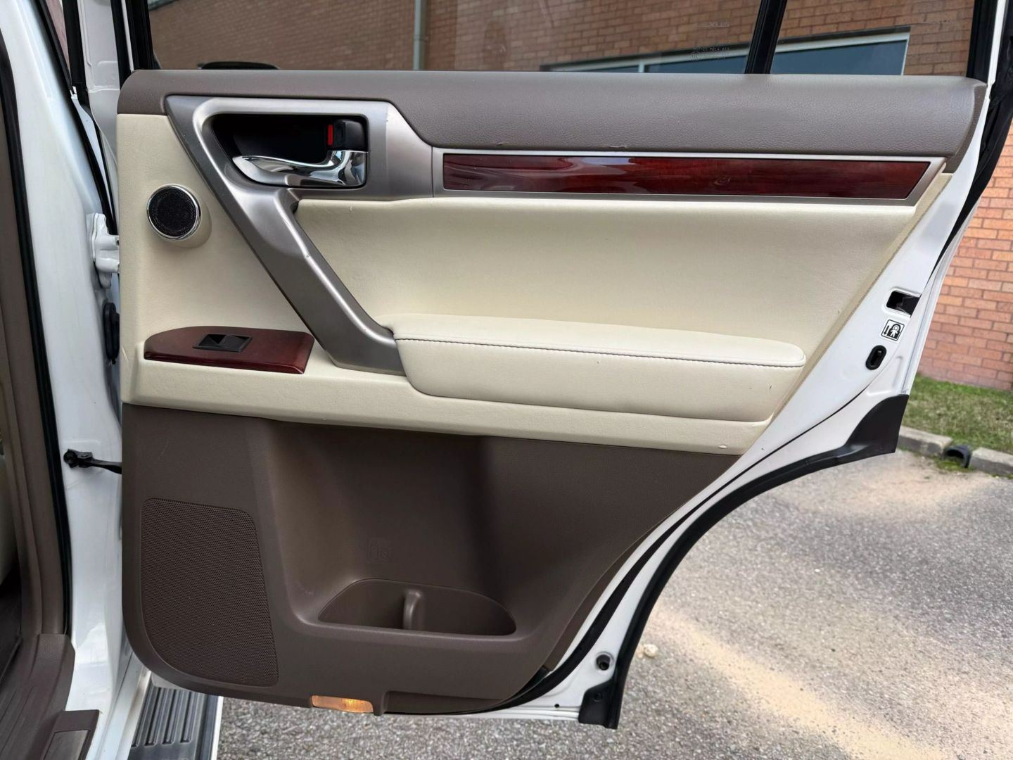 2013 Lexus Gx - Image 21