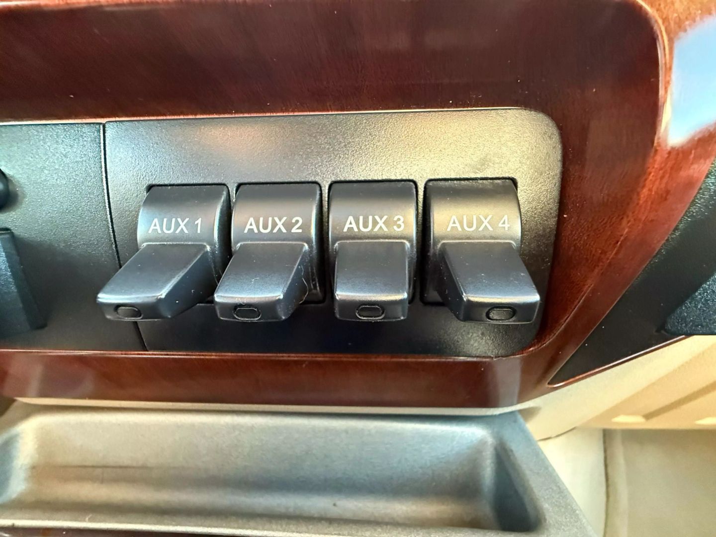 2012 Ford F250 Super Duty Crew Cab - Image 39