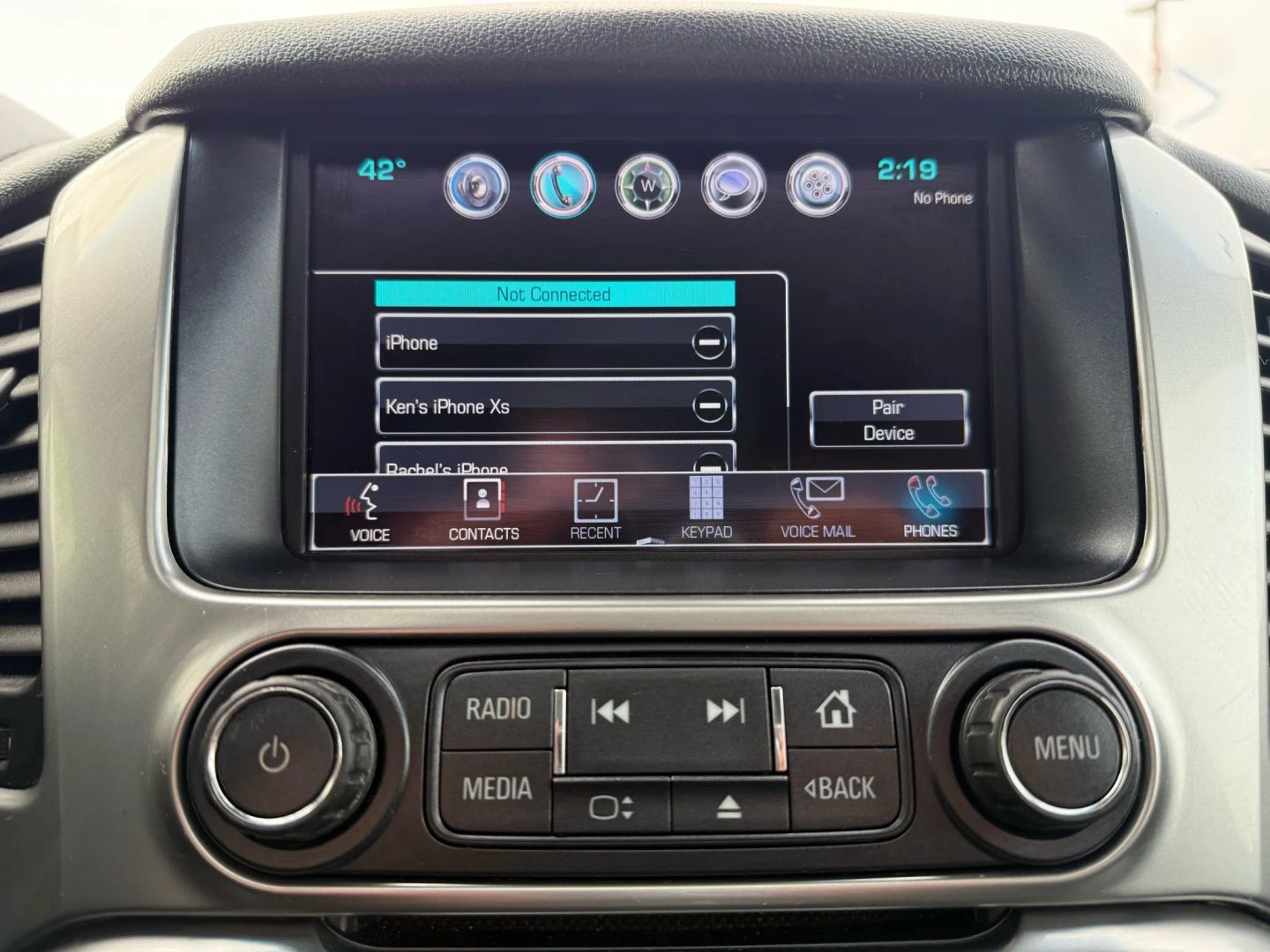 2018 Chevrolet Suburban - Image 39
