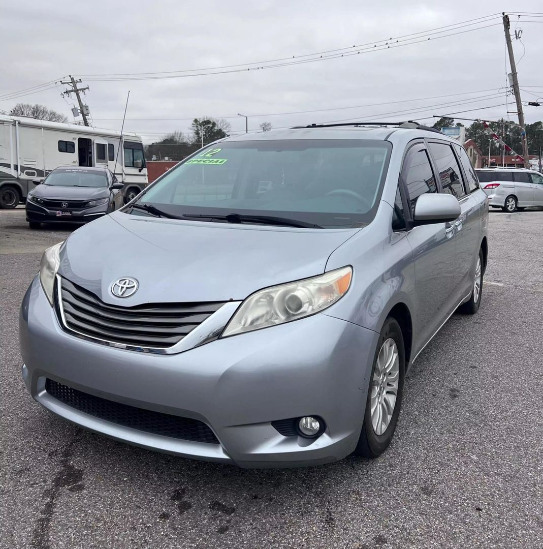 2012 Toyota Sienna