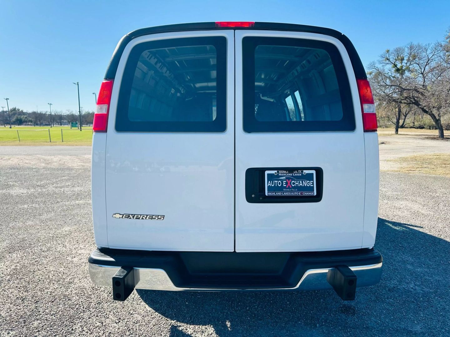 2018 Chevrolet Express 2500 Cargo - Image 7