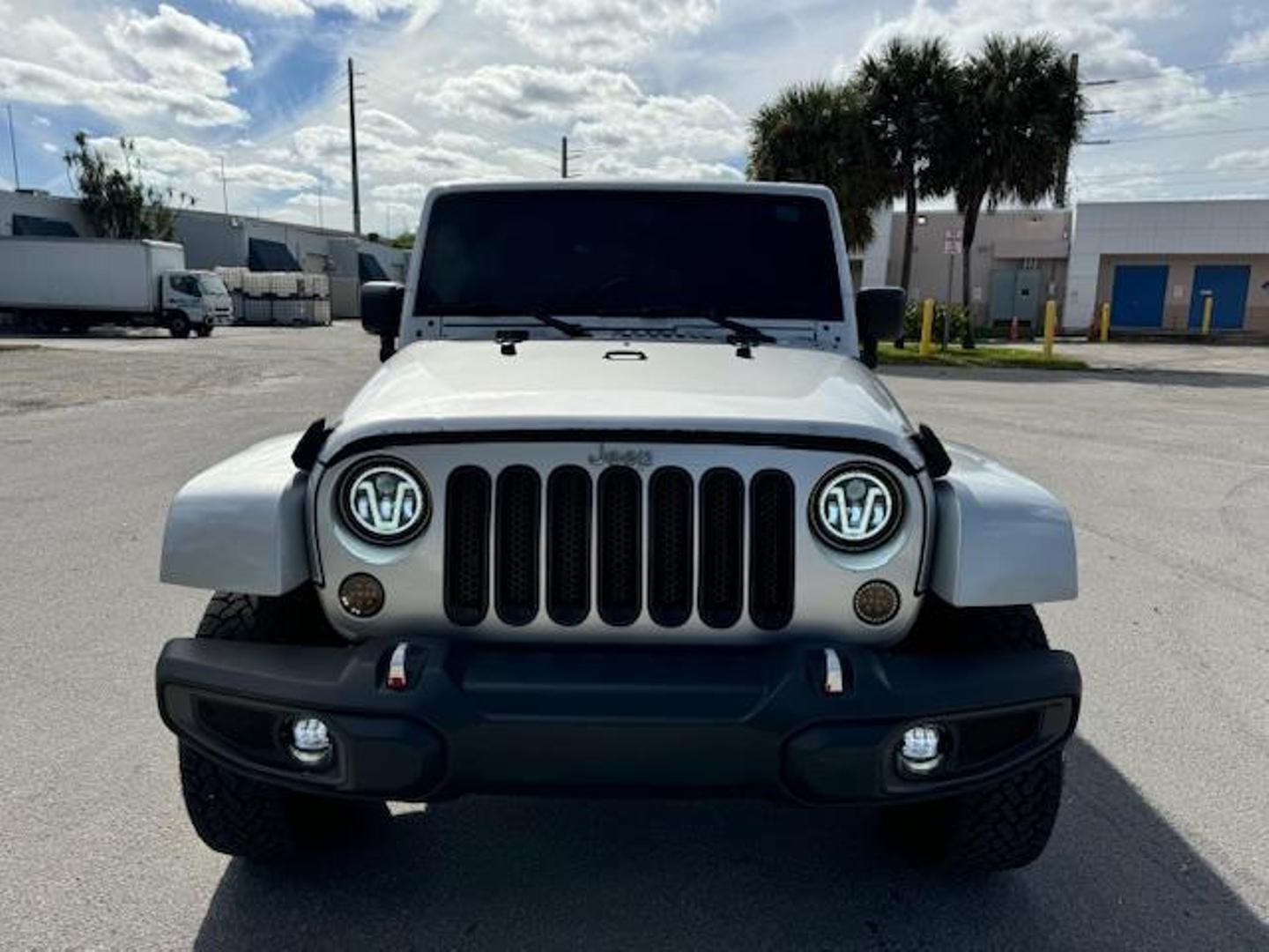 2008 Jeep Wrangler Unlimited Sahara photo 2