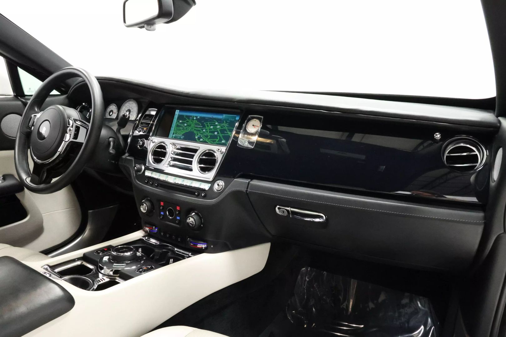 2017 Rolls-royce Wraith - Image 82