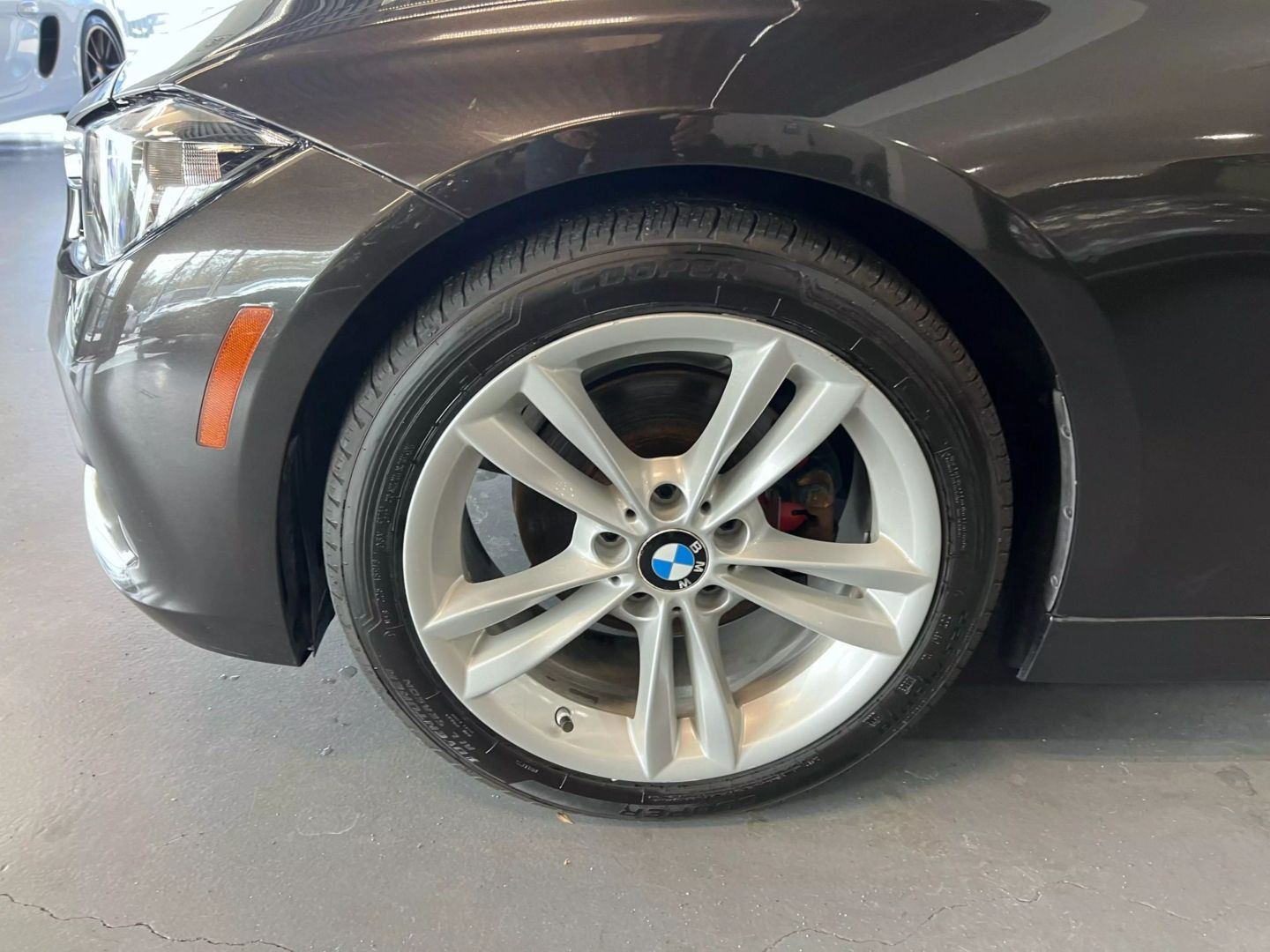2016 Bmw 3 Series 320i Sedan 4d - Image 10