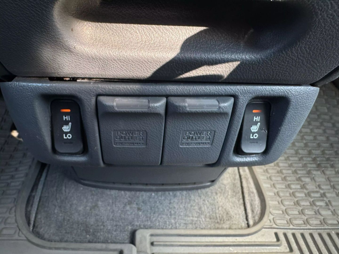 2005 Honda Odyssey - Image 18