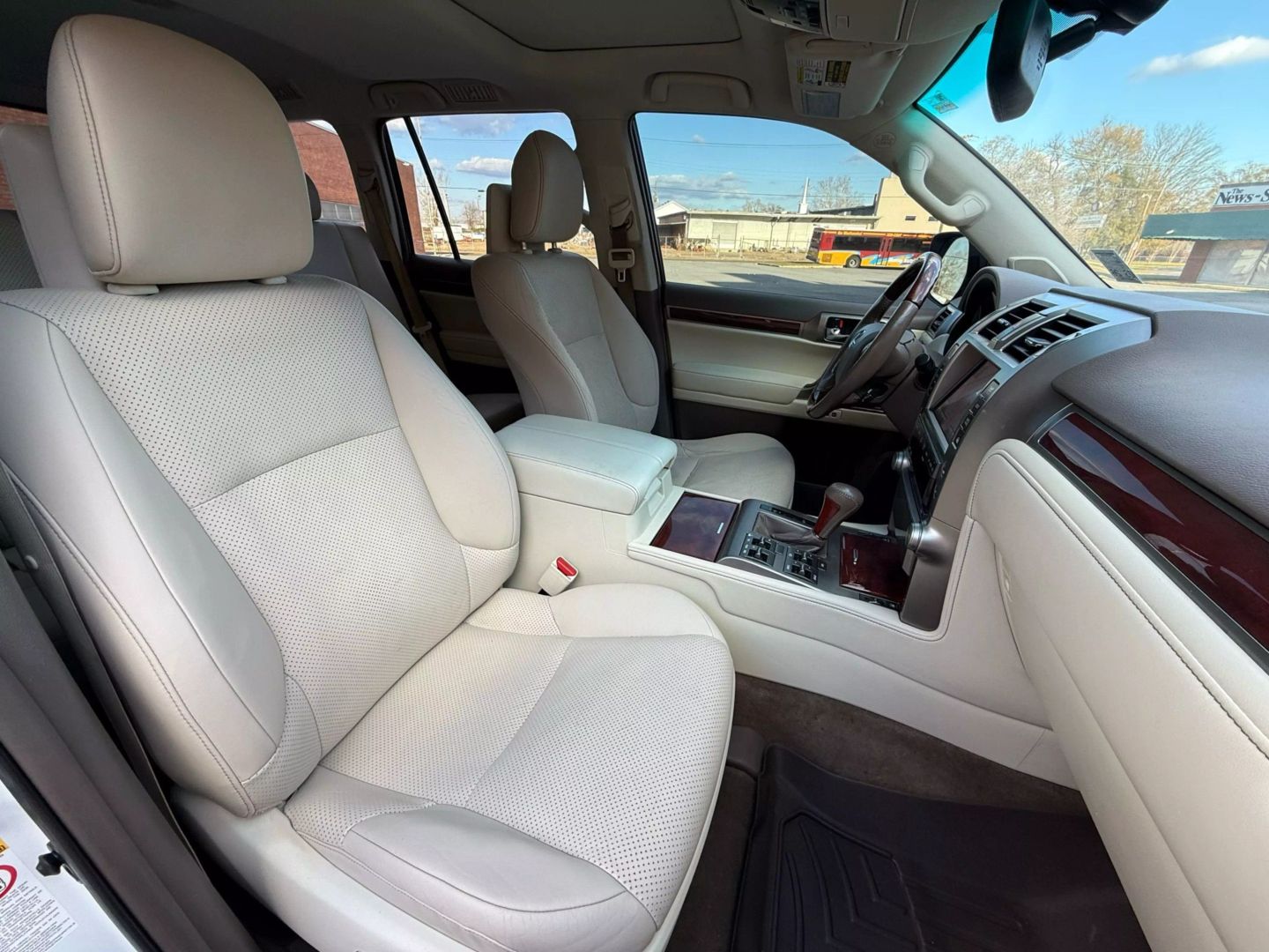 2013 Lexus Gx - Image 22