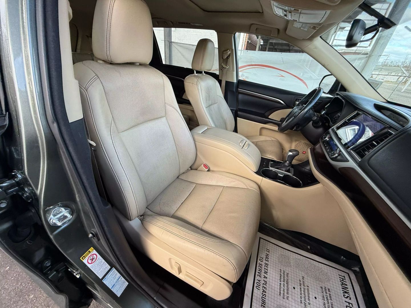2016 Toyota Highlander - Image 27