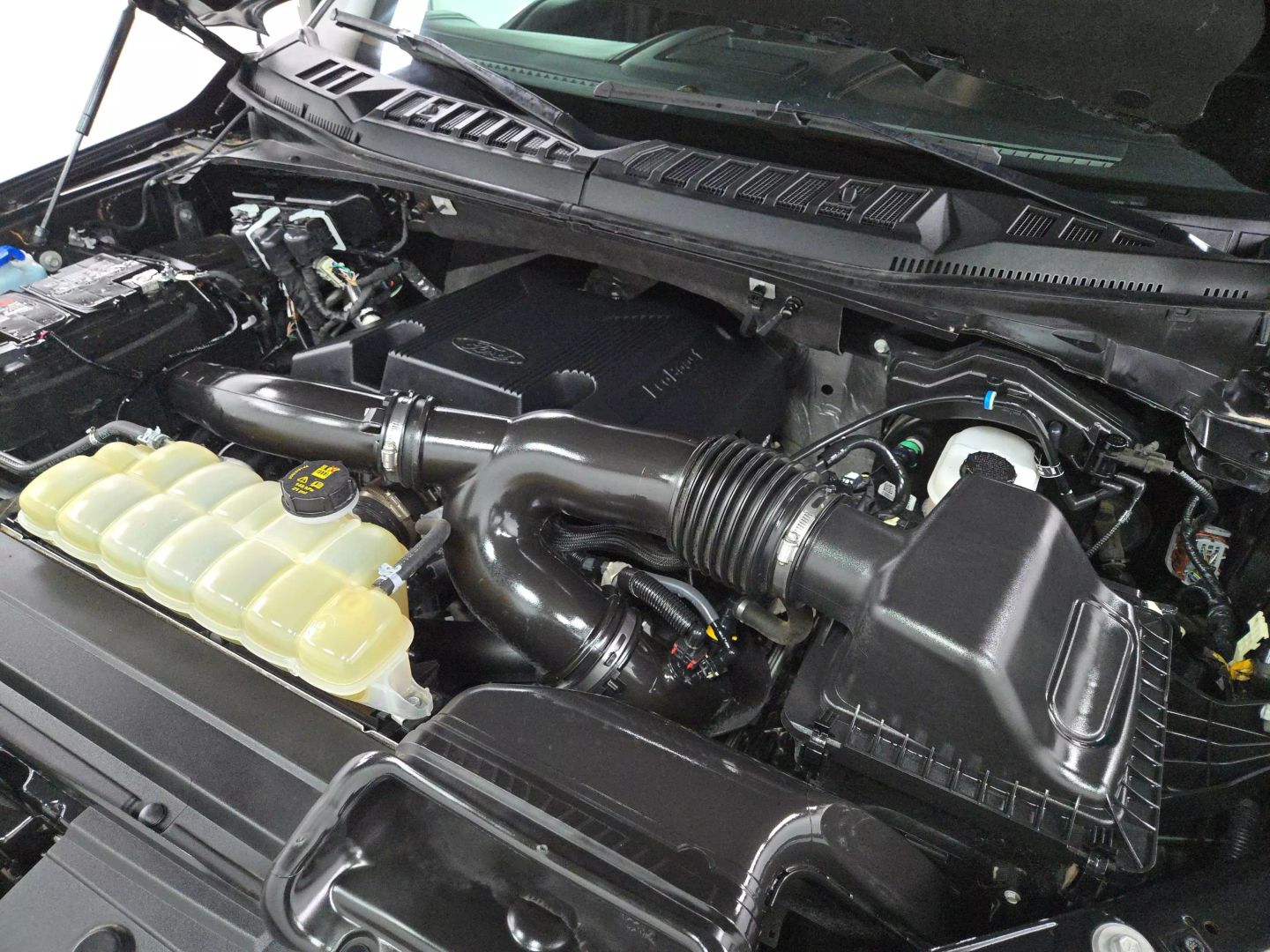 2020 Ford F150 Supercrew Cab - Image 22