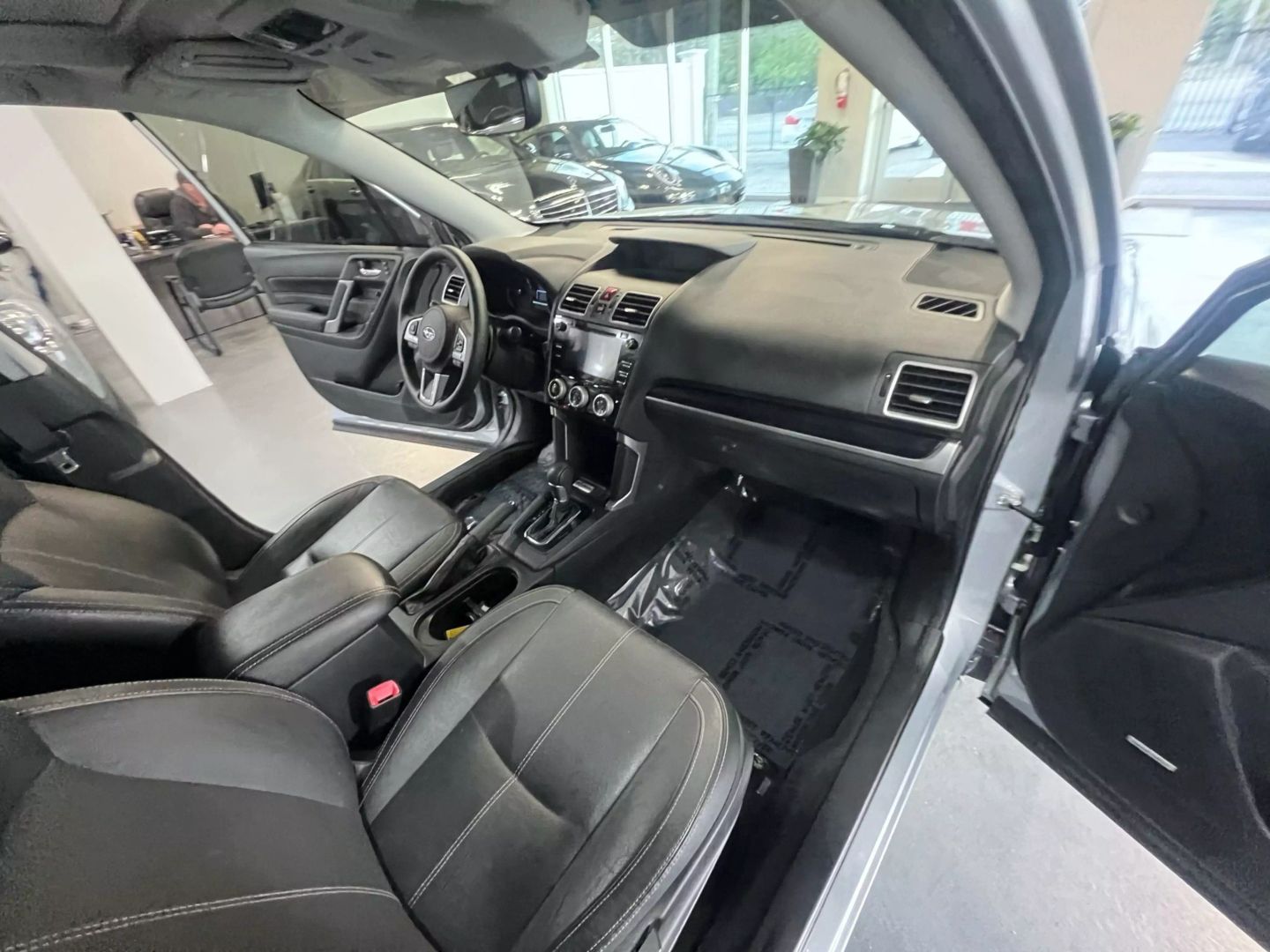 2017 Subaru Forester 2.0xt Touring Sport Utility 4d - Image 32