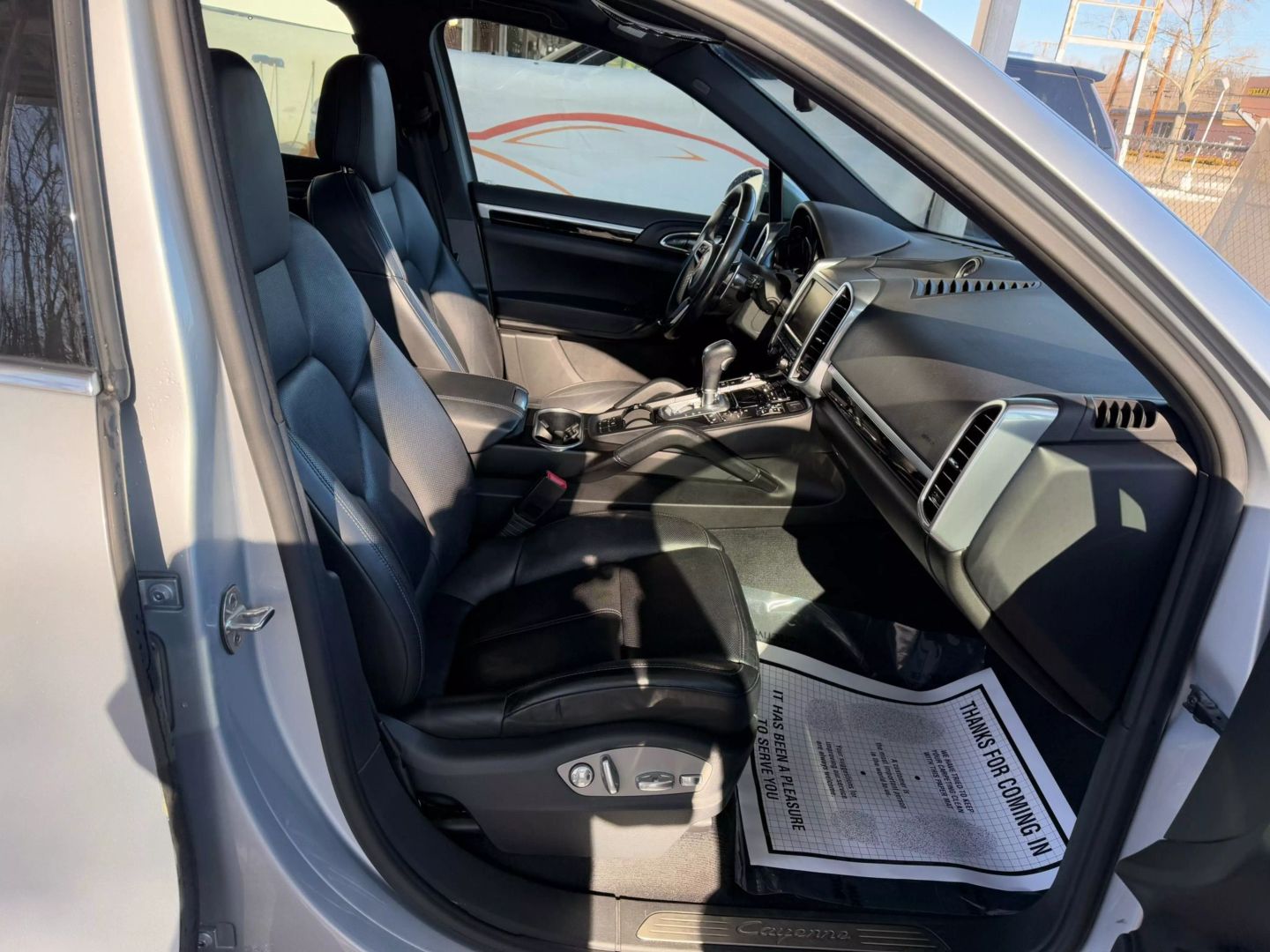 2016 Porsche Cayenne - Image 22