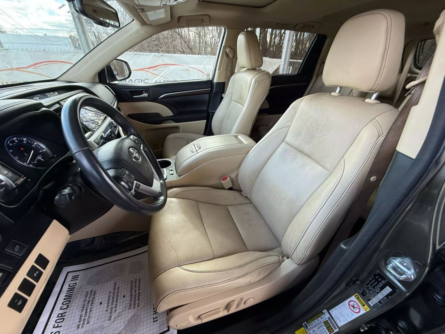 2016 Toyota Highlander - Image 16