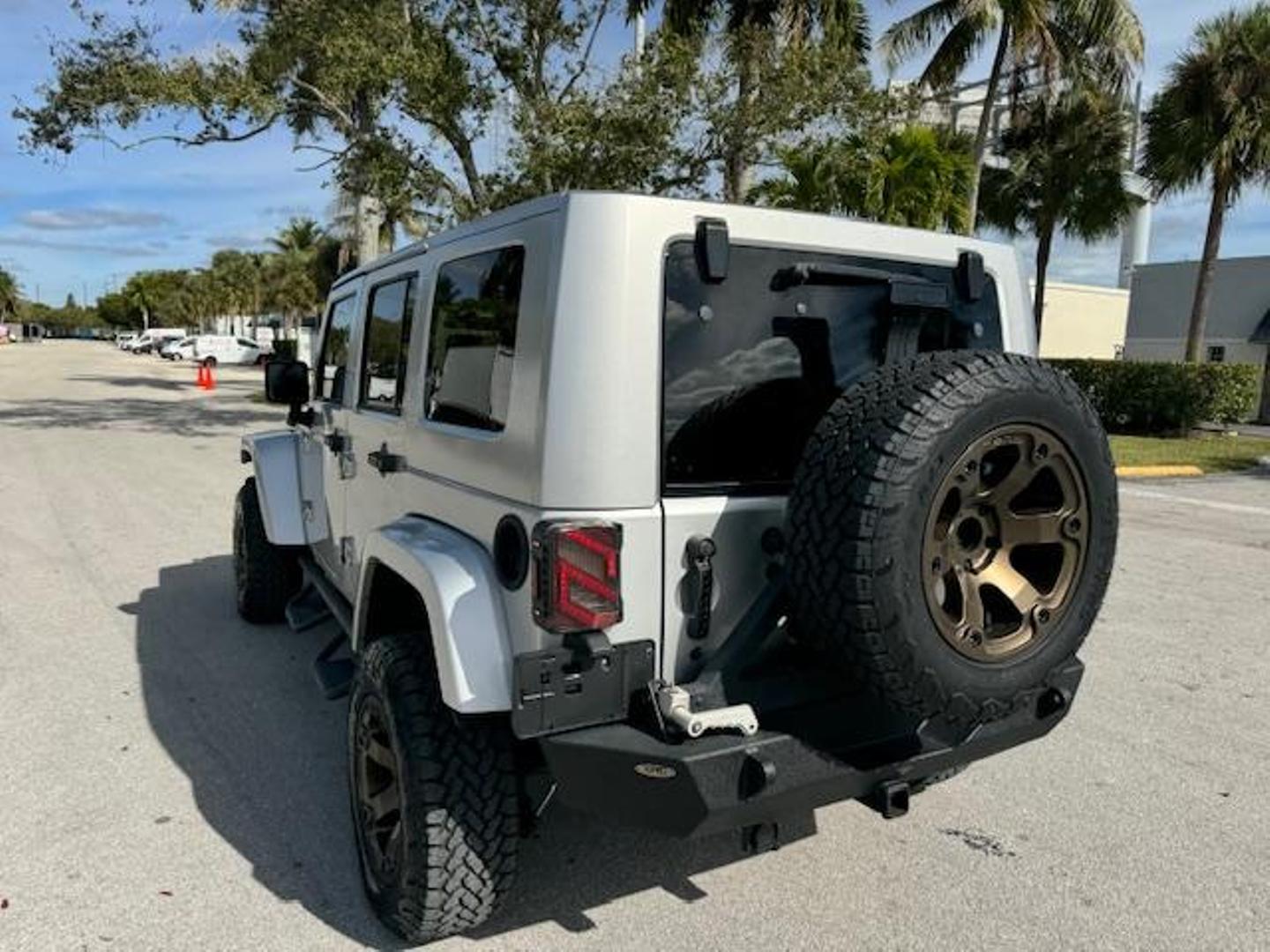 2008 Jeep Wrangler Unlimited Sahara photo 9