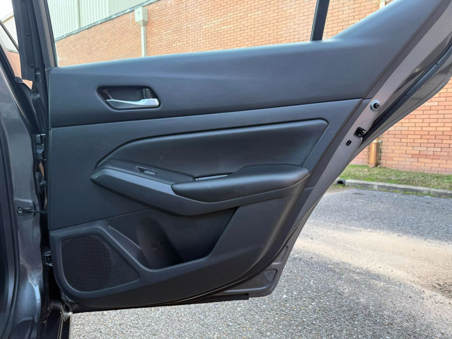 2021 Nissan Altima - Image 19
