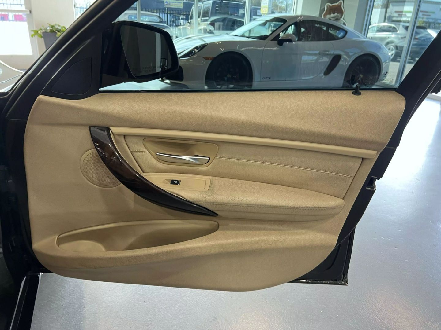 2016 Bmw 3 Series 320i Sedan 4d - Image 25