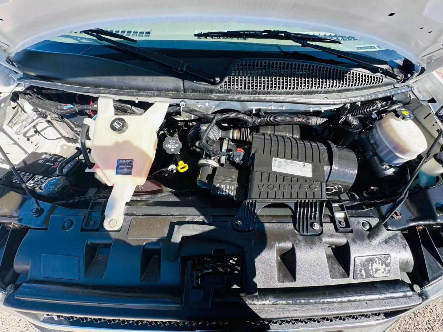 2018 Chevrolet Express 2500 Cargo - Image 22