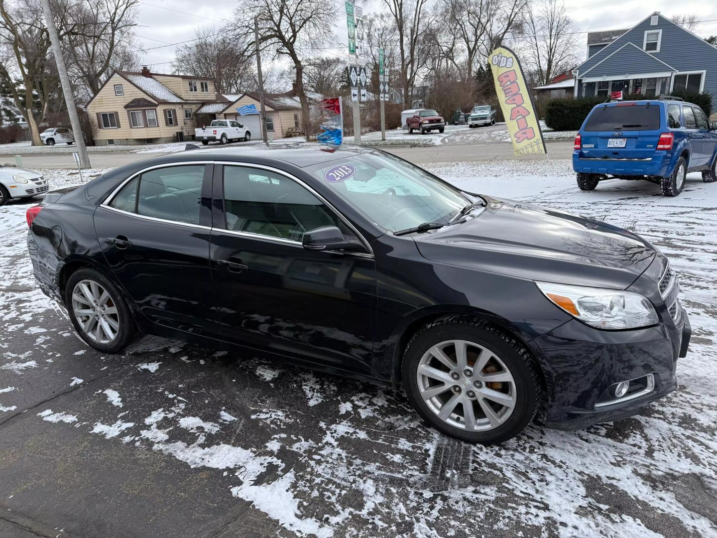 2013 Chevrolet Malibu 2LT photo 3