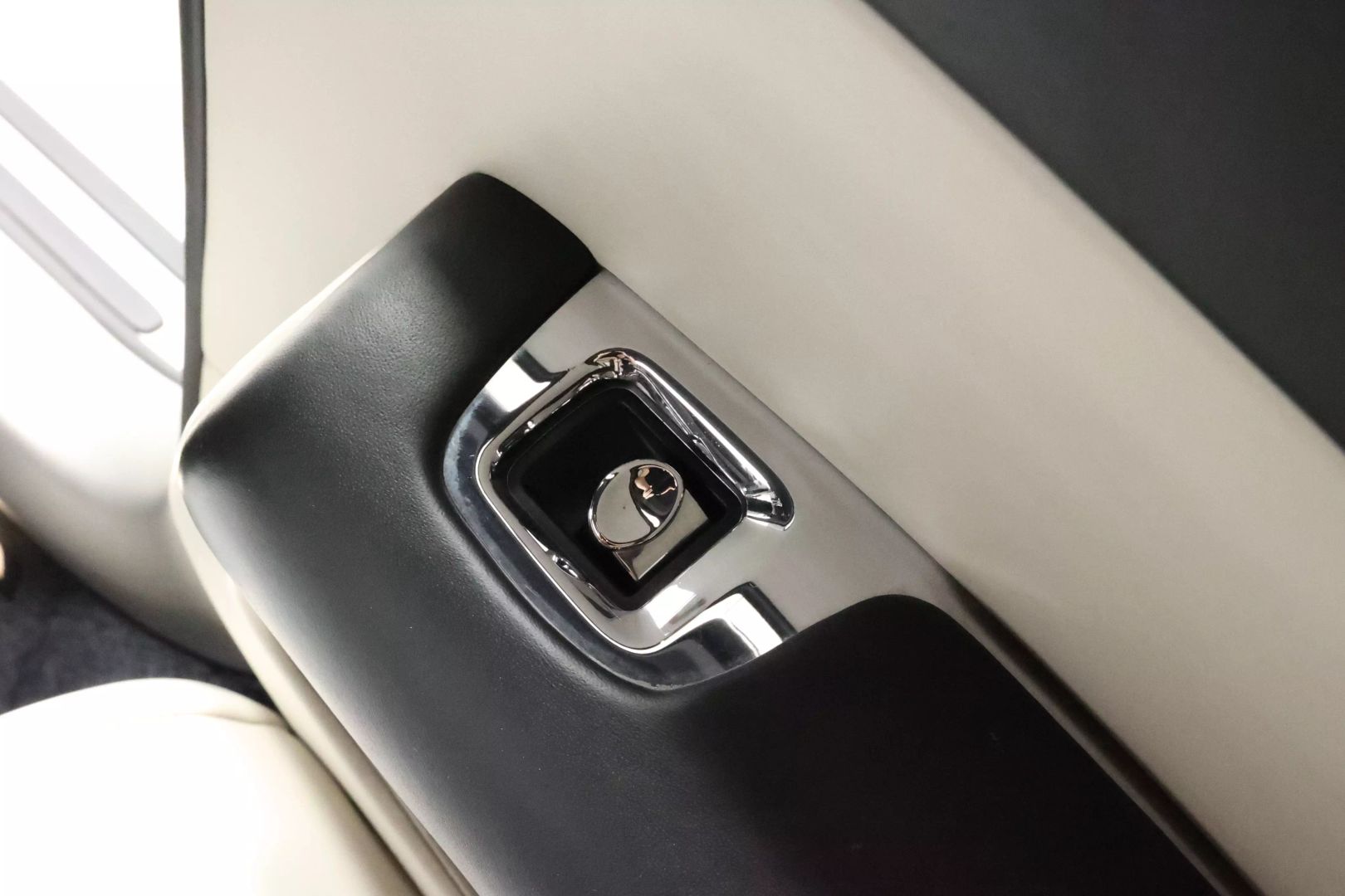 2017 Rolls-royce Wraith - Image 73