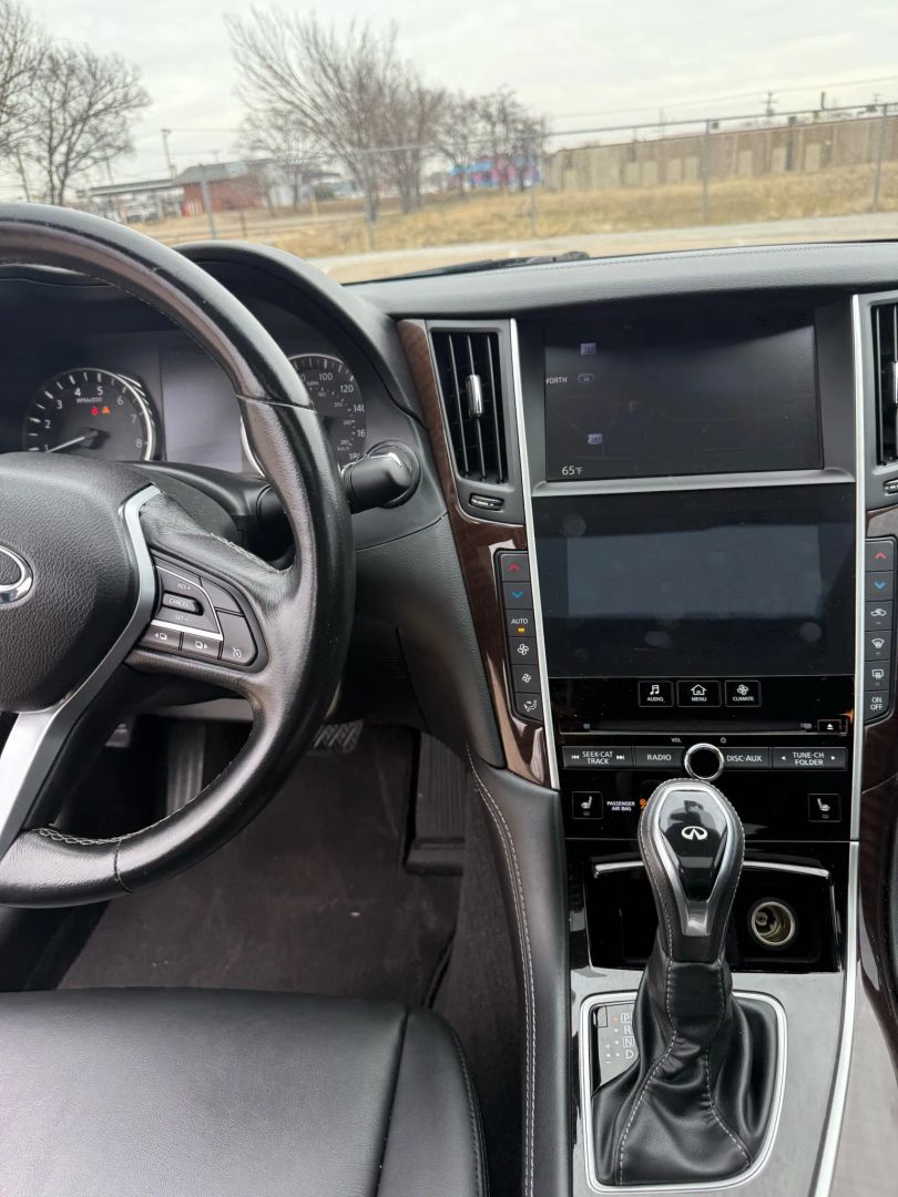 2019 Infiniti Q50 - Image 11
