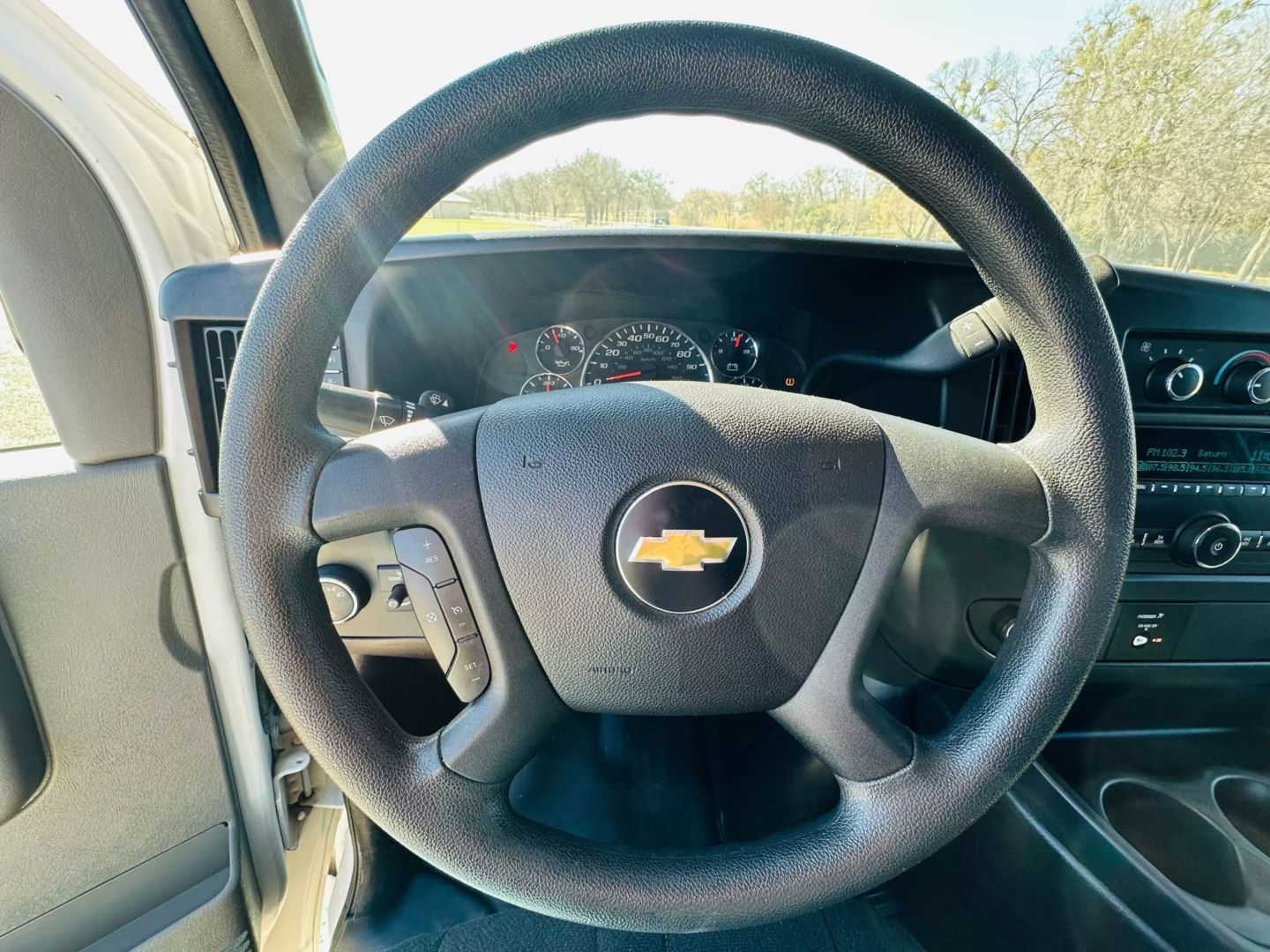 2018 Chevrolet Express 2500 Cargo - Image 20