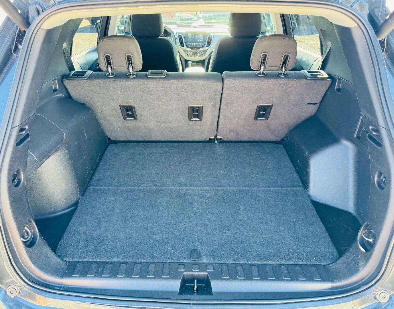 2018 Chevrolet Equinox - Image 17