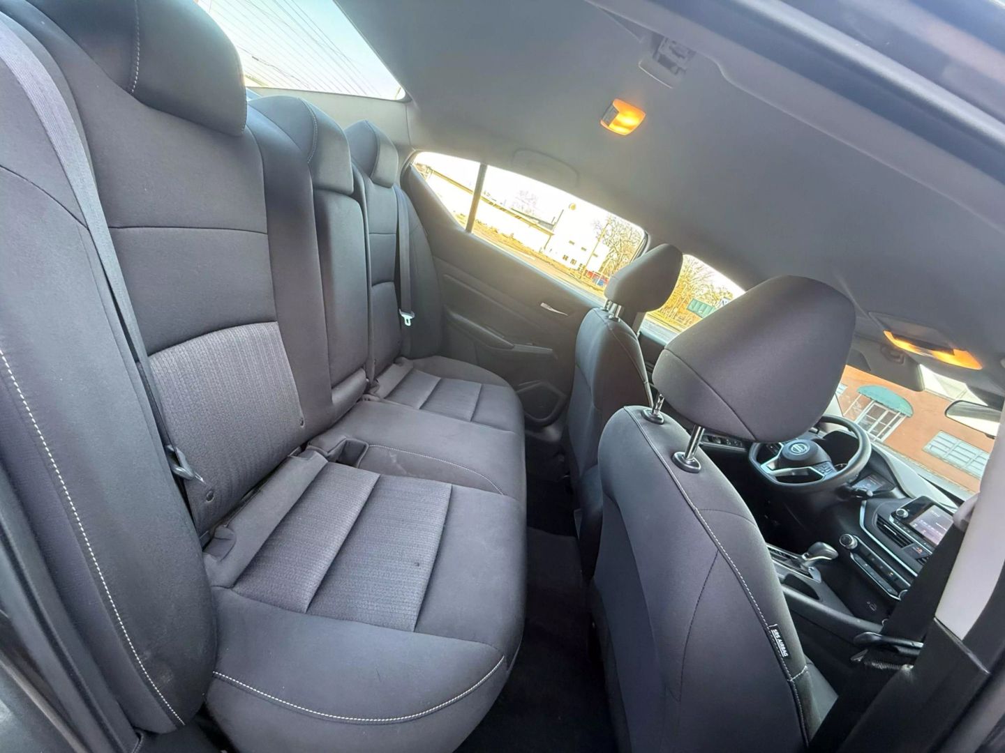 2021 Nissan Altima - Image 18