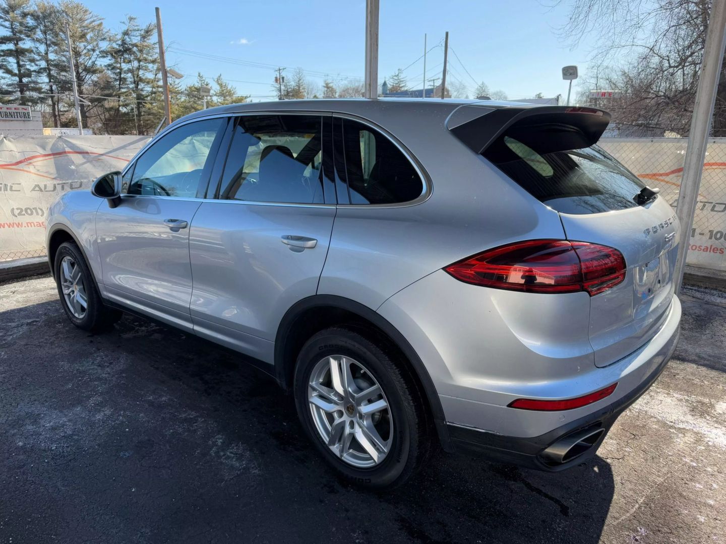 2016 Porsche Cayenne - Image 13