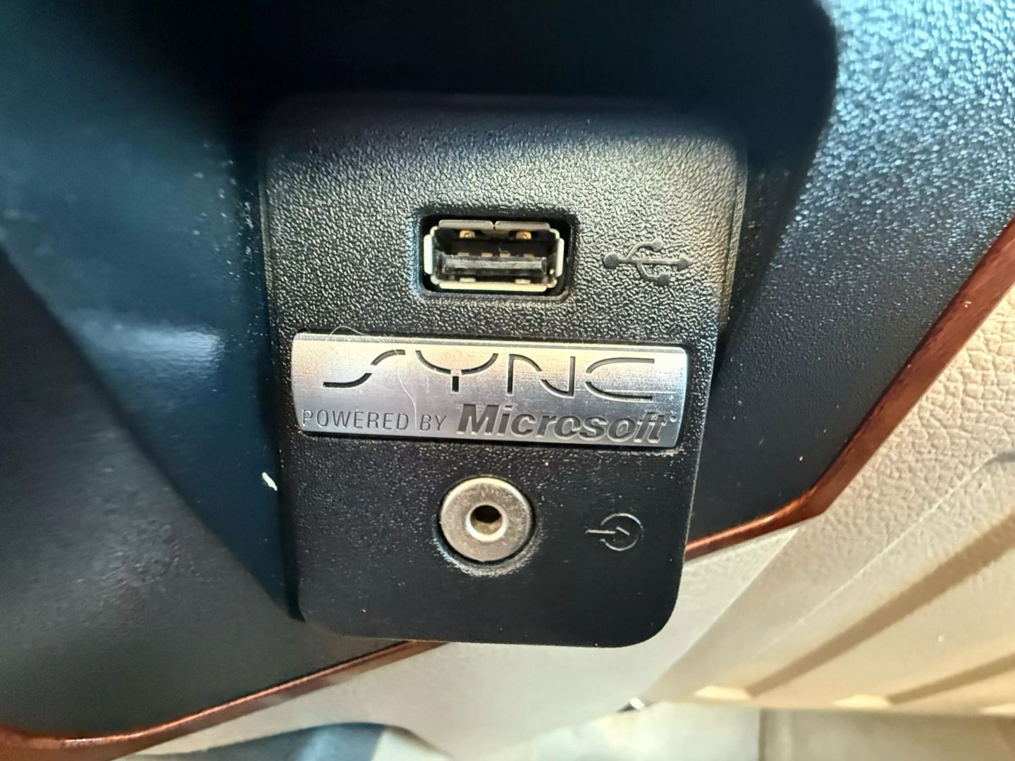 2012 Ford F250 Super Duty Crew Cab - Image 38