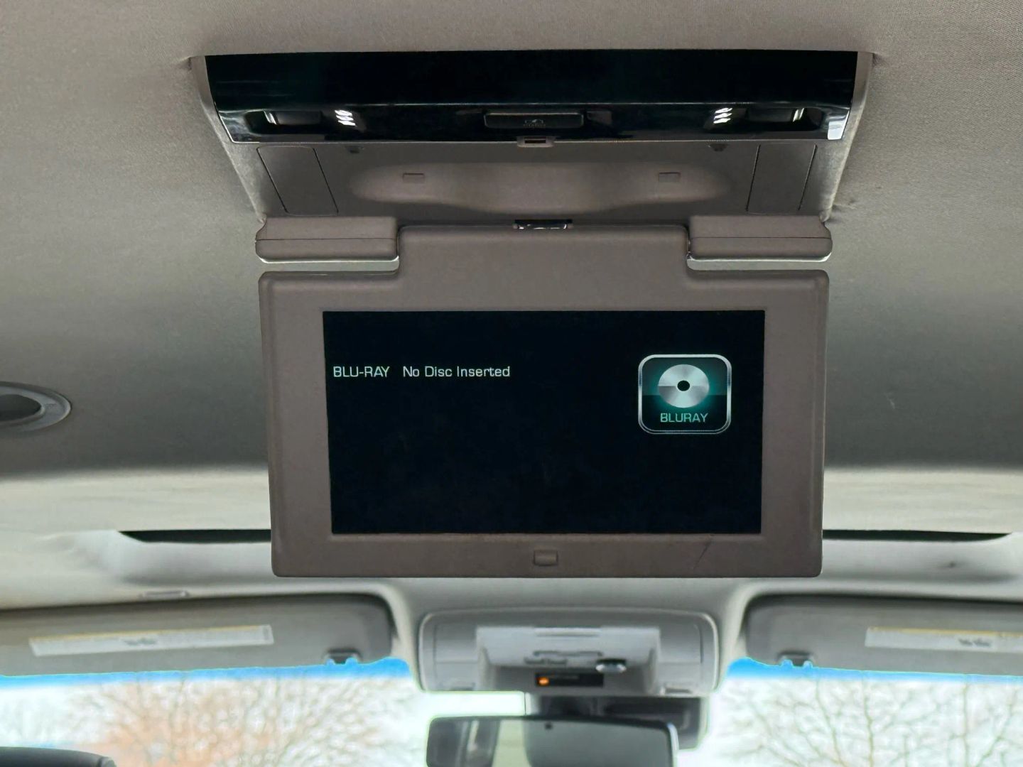 2018 Chevrolet Suburban - Image 54