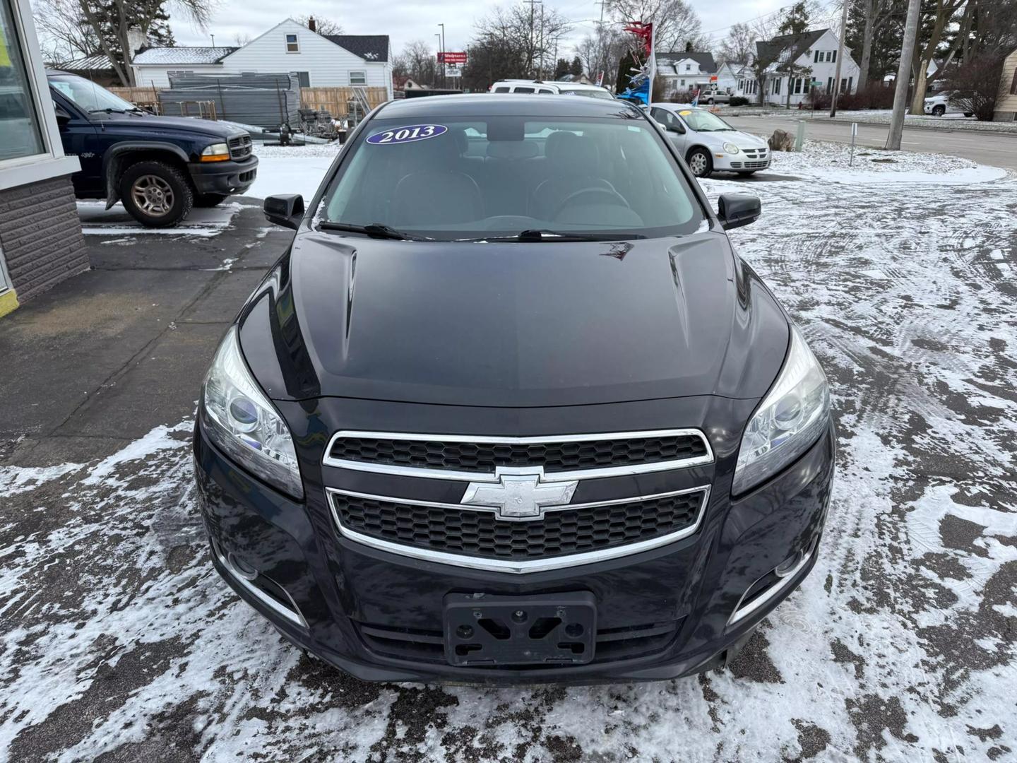 2013 Chevrolet Malibu 2LT photo 2