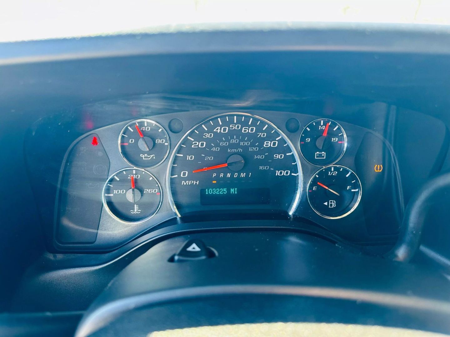 2018 Chevrolet Express 2500 Cargo - Image 21