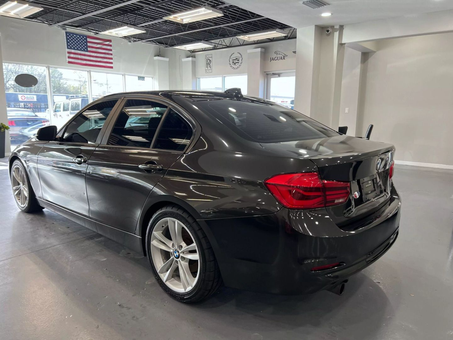 2016 Bmw 3 Series 320i Sedan 4d - Image 4
