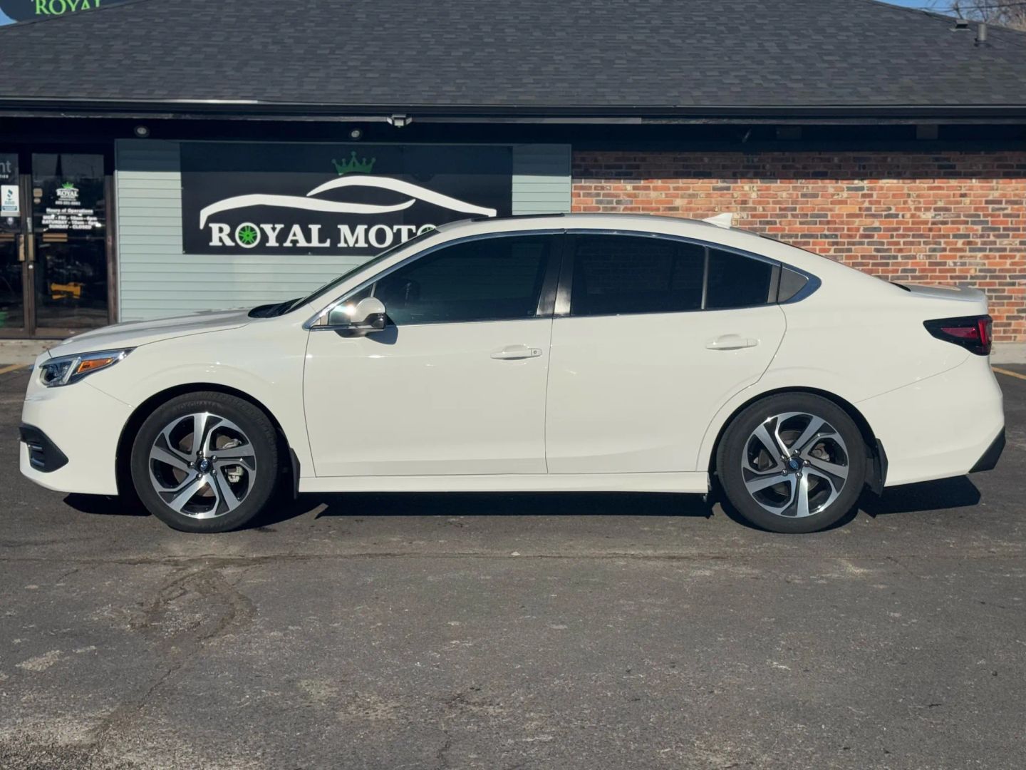 2020 Subaru Legacy - Image 6