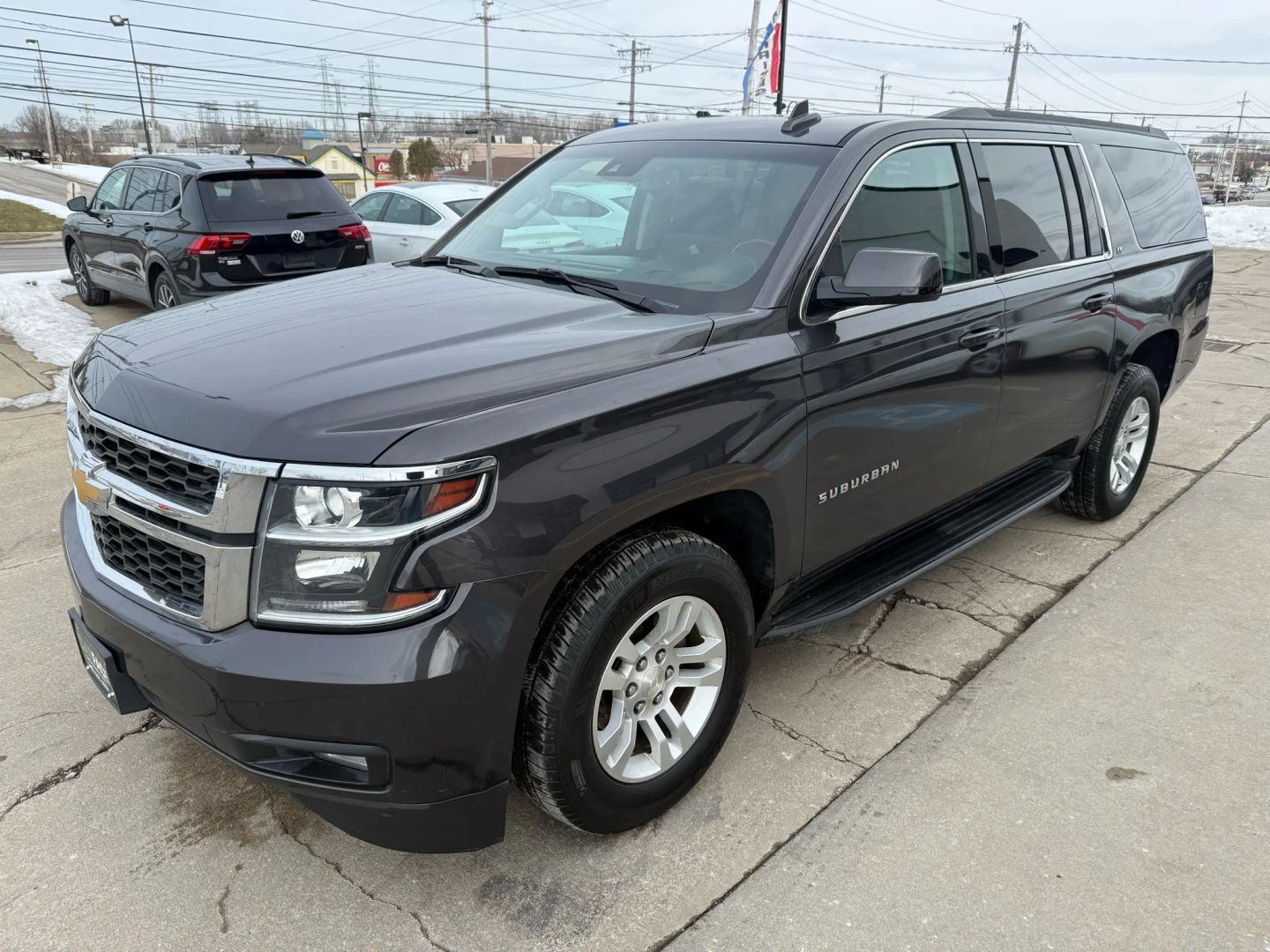 2018 Chevrolet Suburban - Image 3