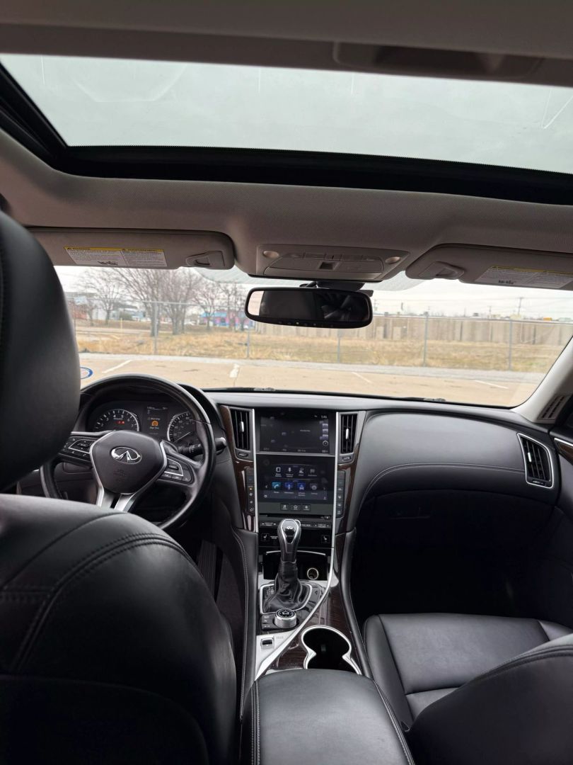 2019 Infiniti Q50 - Image 13