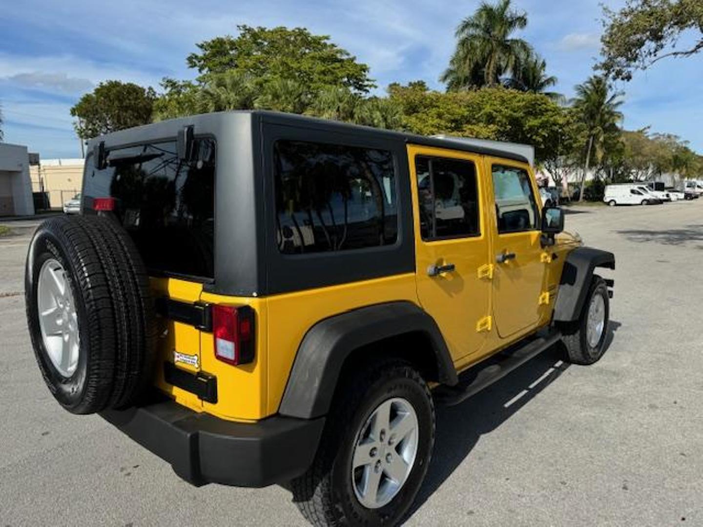 2015 Jeep Wrangler Unlimited Sport photo 5