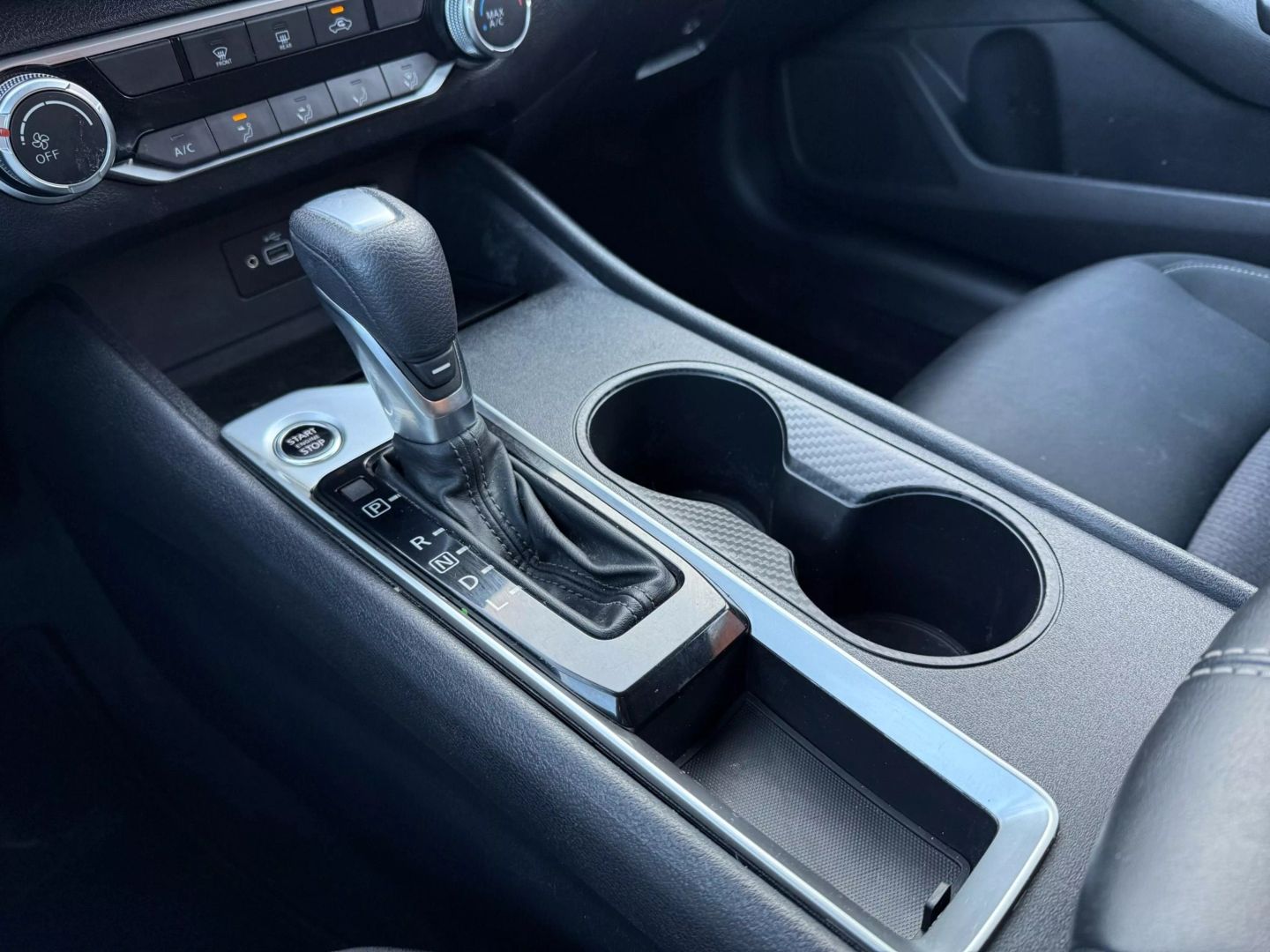 2021 Nissan Altima - Image 26