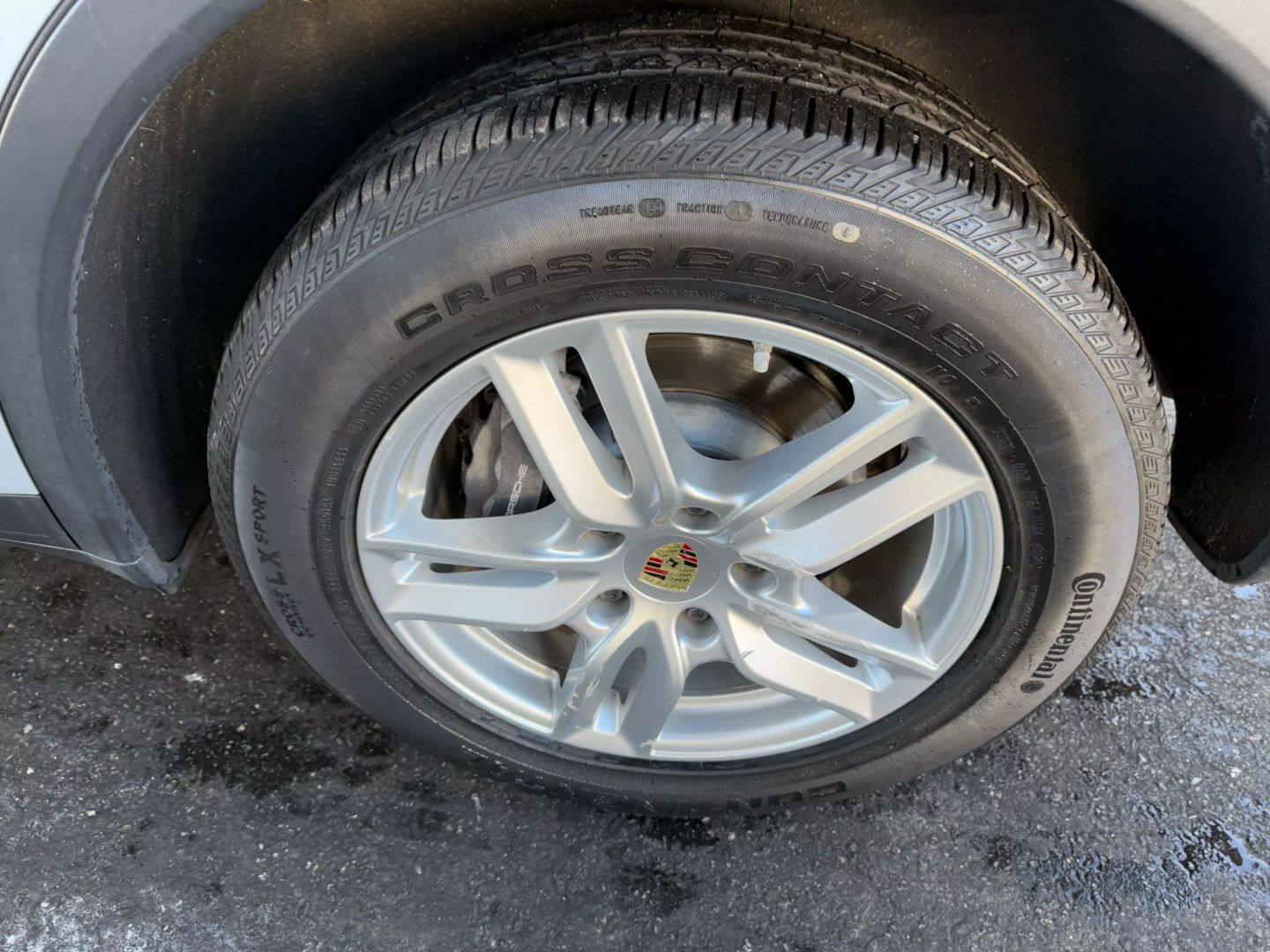2016 Porsche Cayenne - Image 44