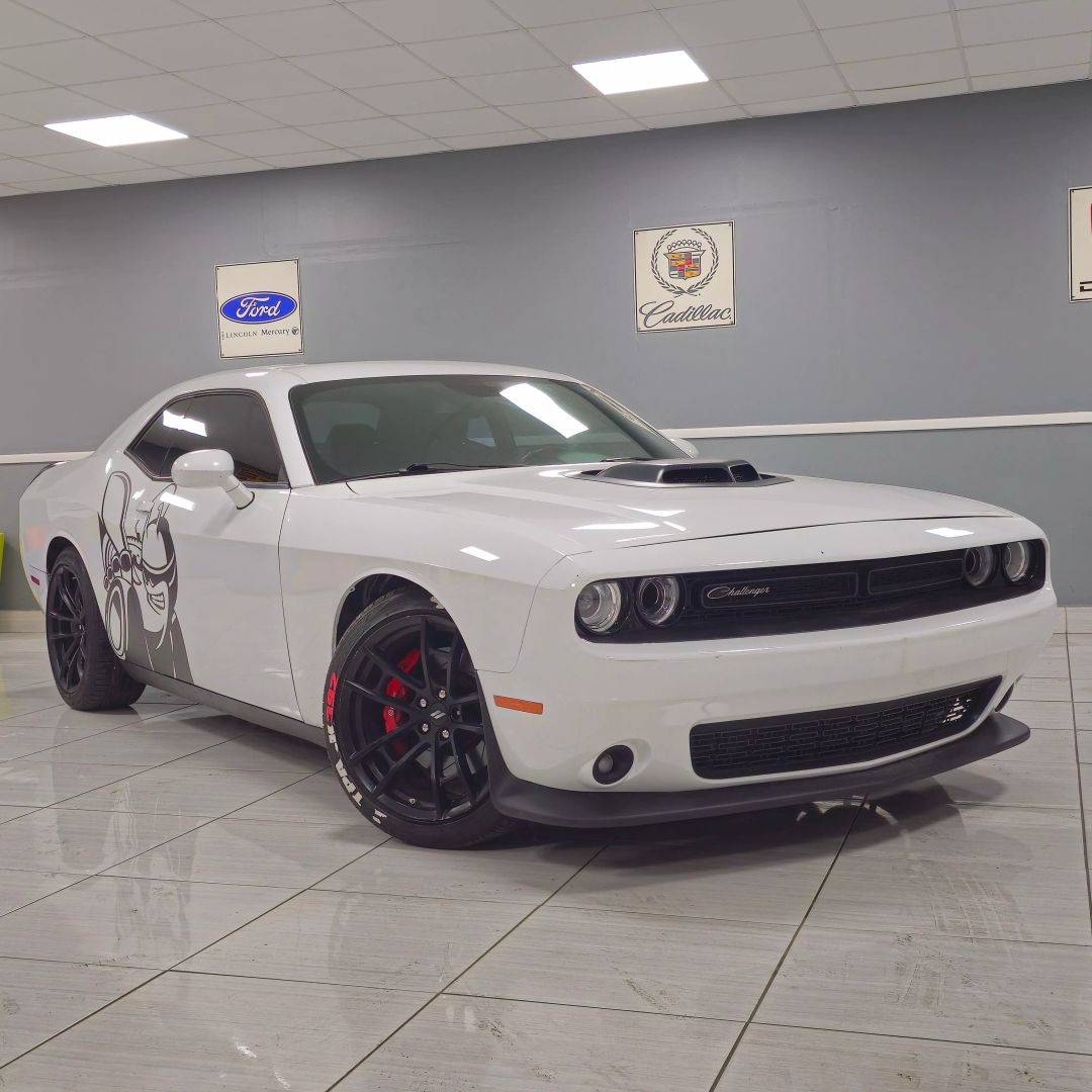 2021 Dodge Challenger R/T's photo