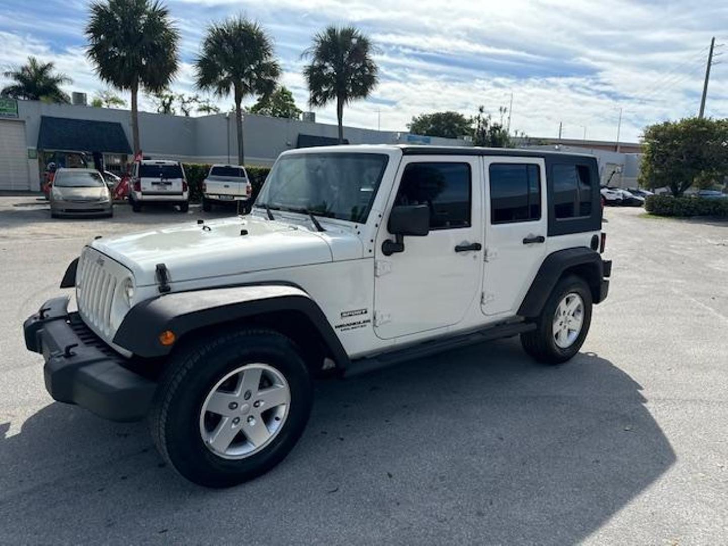 2010 Jeep Wrangler Unlimited Sport photo 18