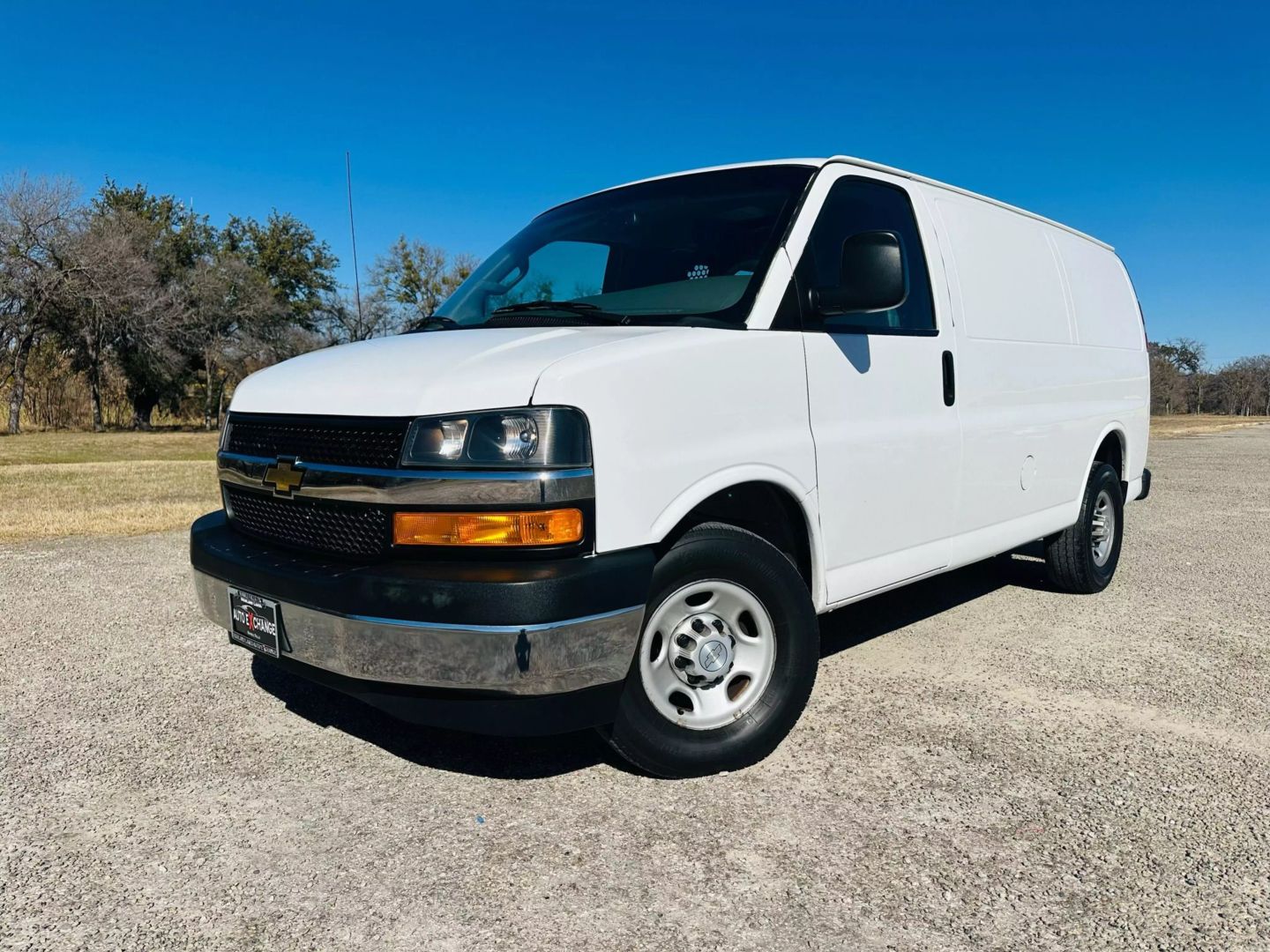 2018 Chevrolet Express 2500 Cargo - Image 12