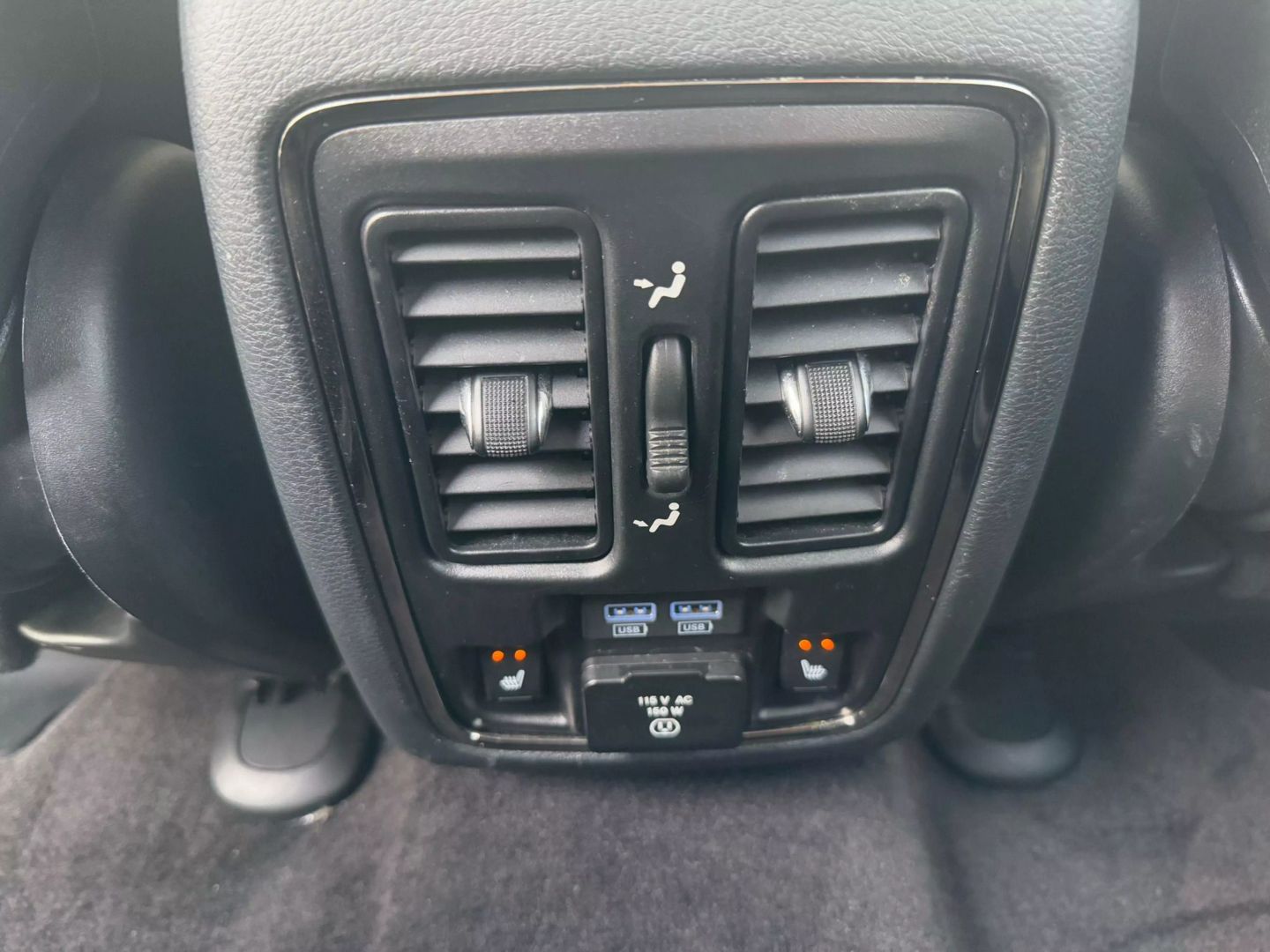 2018 Dodge Durango - Image 26