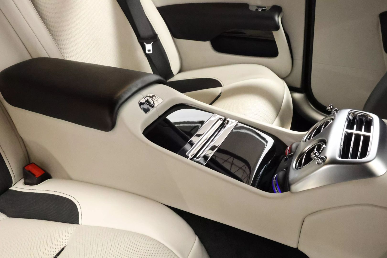 2017 Rolls-royce Wraith - Image 65
