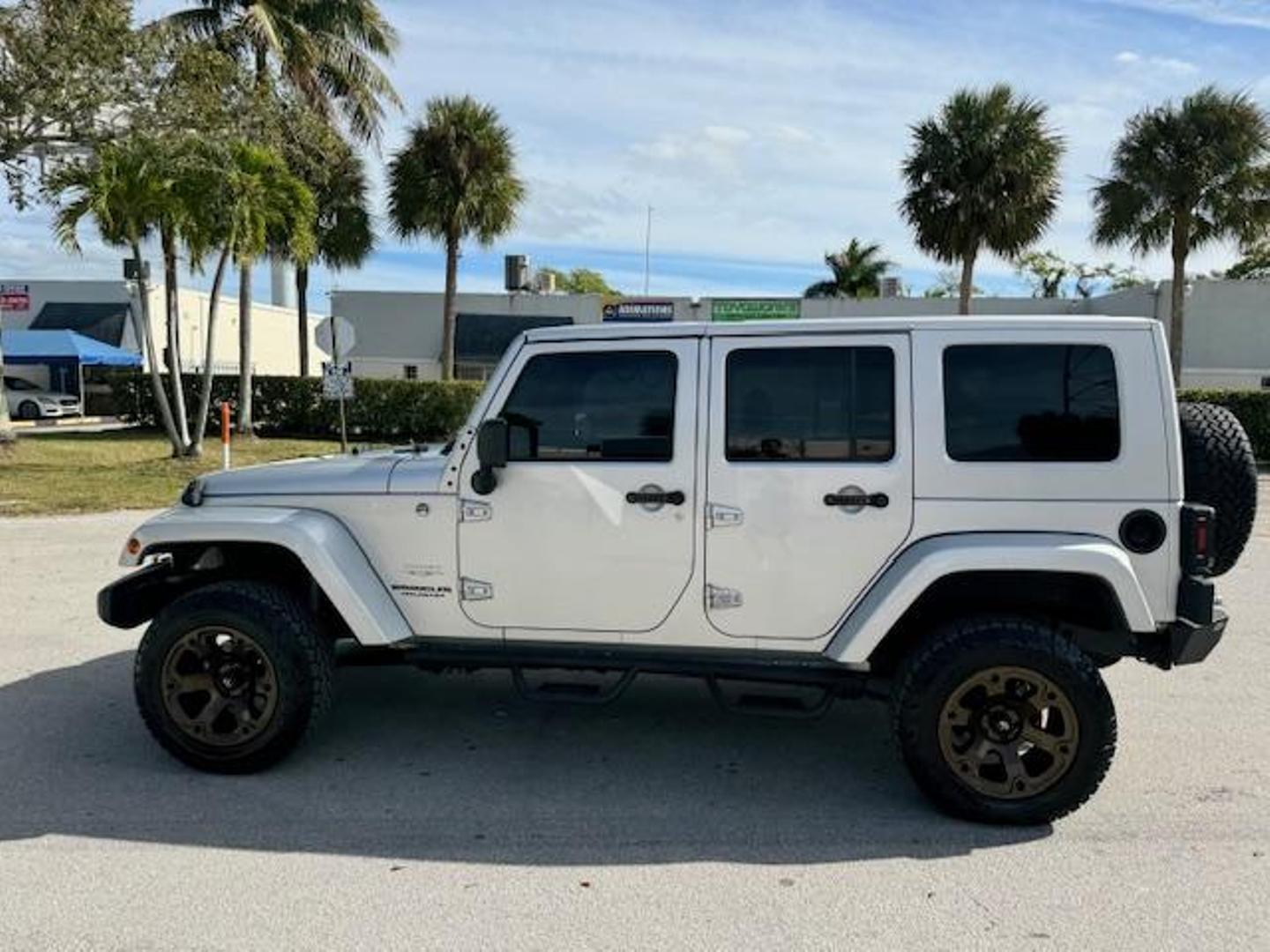 2008 Jeep Wrangler Unlimited Sahara photo 13