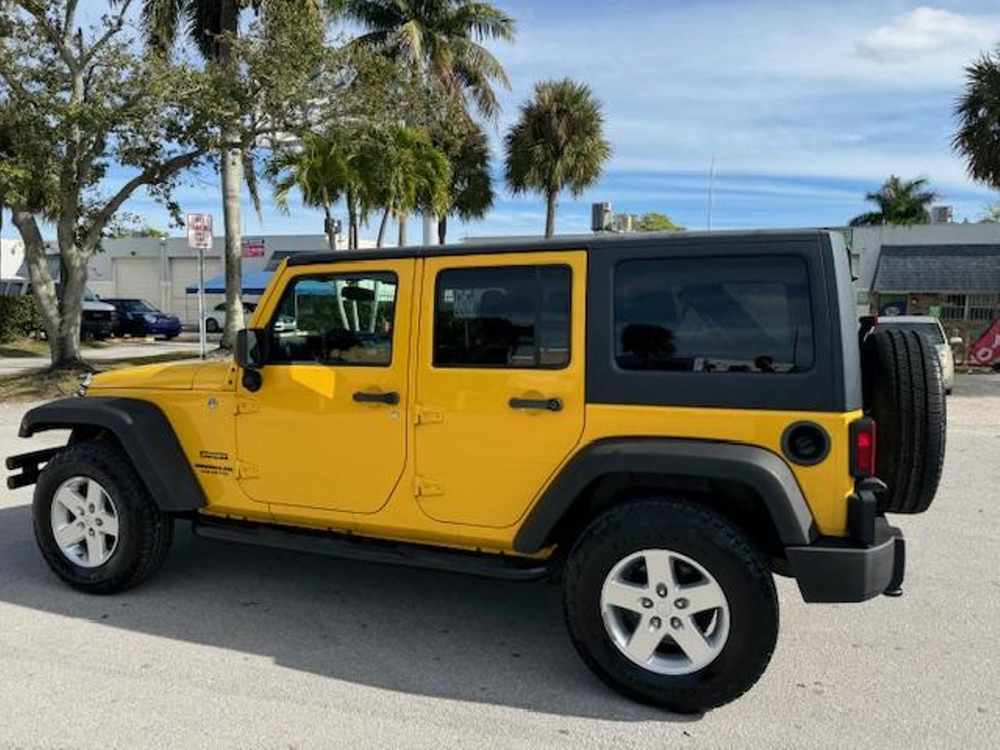 2015 Jeep Wrangler Unlimited Sport photo 8