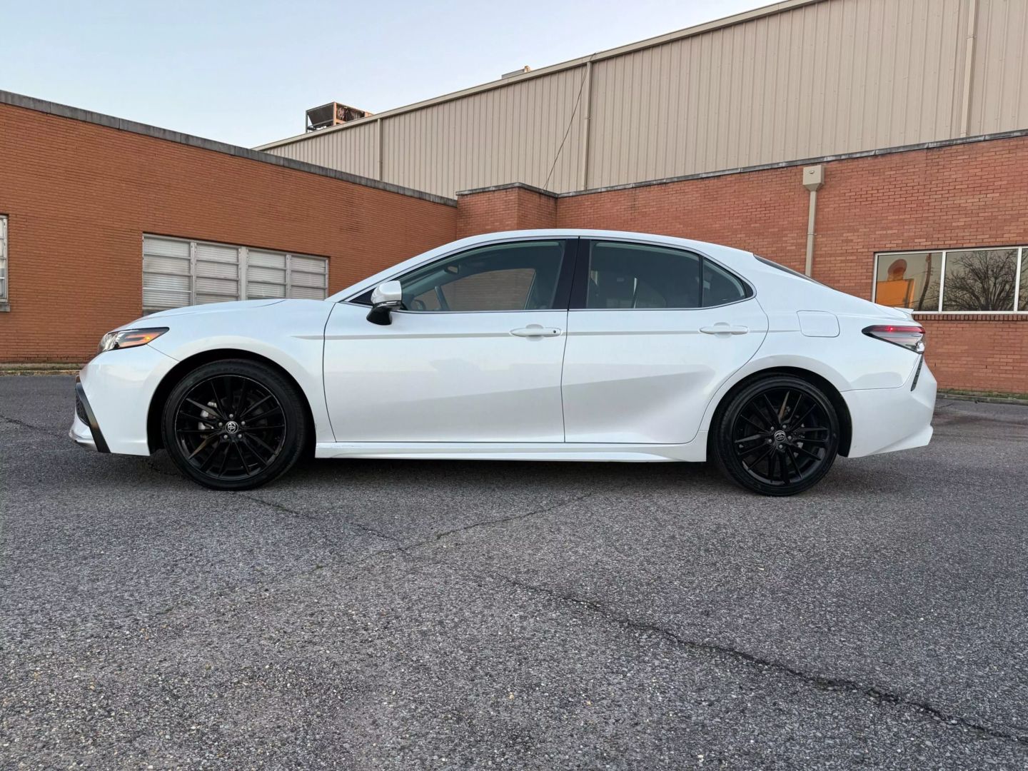 2023 Toyota Camry - Image 3