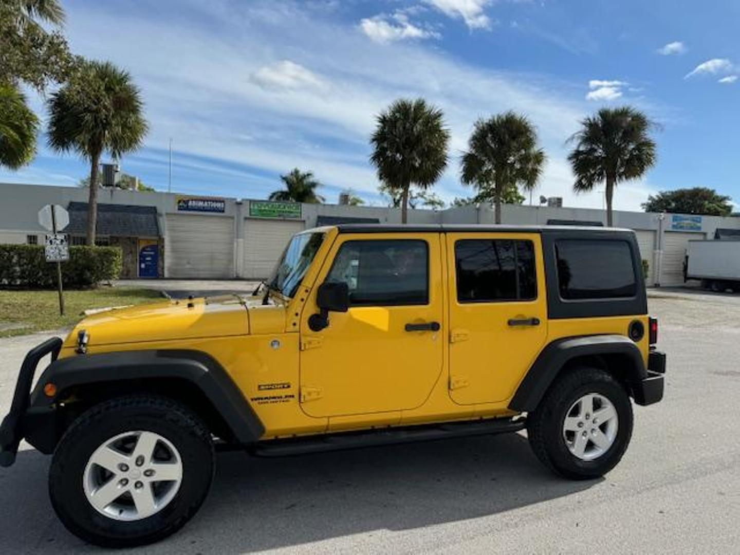 2015 Jeep Wrangler Unlimited Sport photo 11