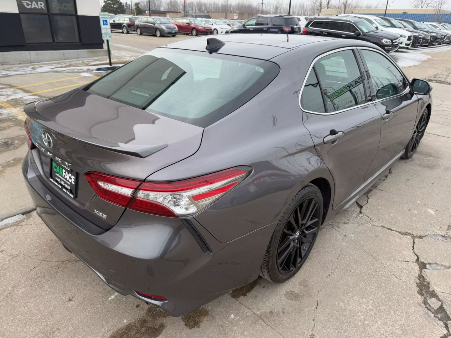 2018 Toyota Camry - Image 14