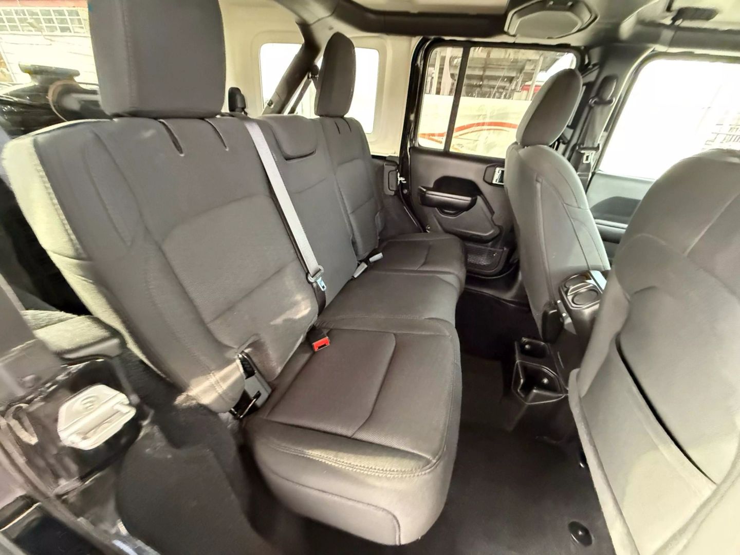 2021 Jeep Wrangler Unlimited - Image 23