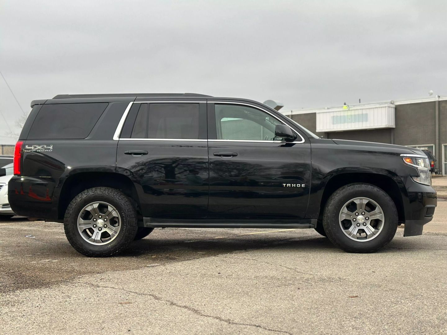 2019 Chevrolet Tahoe - Image 8