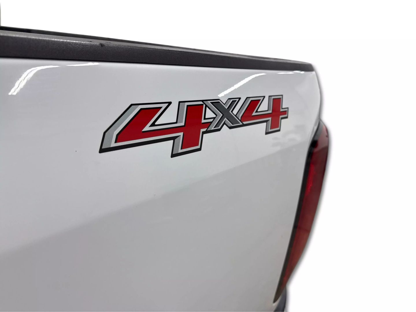 2017 Chevrolet Colorado Extended Cab - Image 18